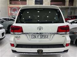 تويوتا لاندكروزر